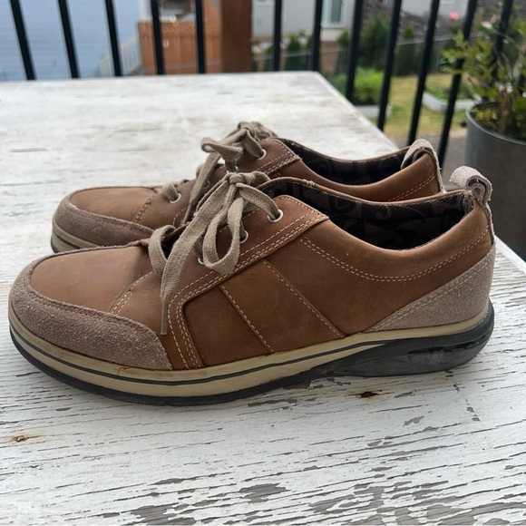 Men's Bass Brown Leather Lace-up Sneakers Size 9M - Picture 5 of 11